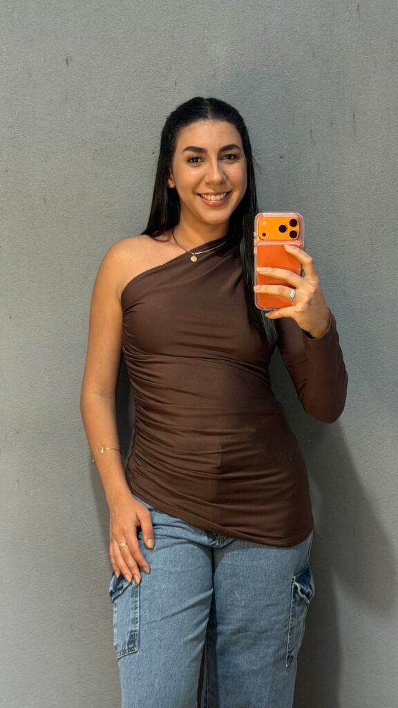 Blusa One Shoulder
